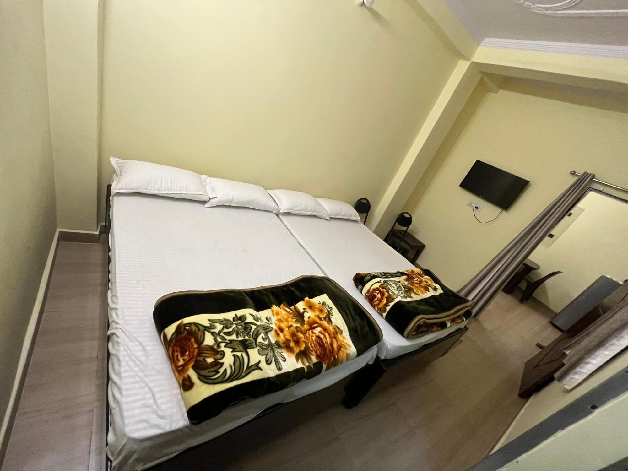 Incredible Banaras Inn Varanasi Eksteriør bilde